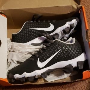 Boys baseball cleats